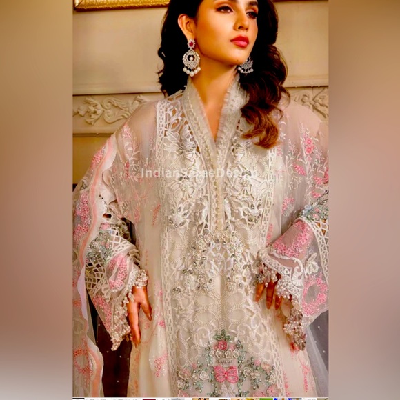 Sold - Picture 4 of 17